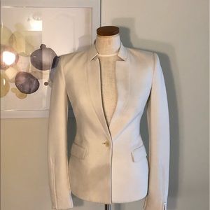 Like new. Only wear a few times. No mark.